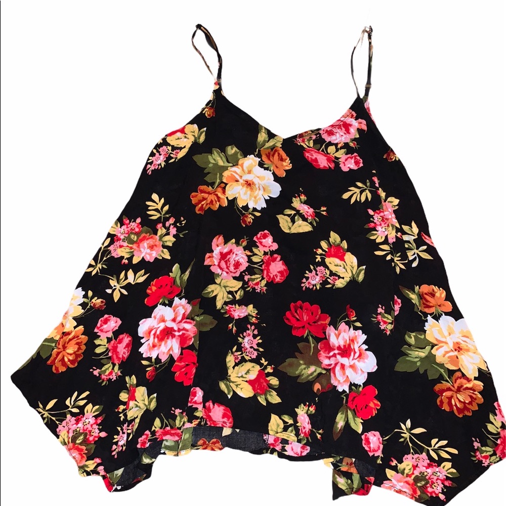 Floral flowing tank